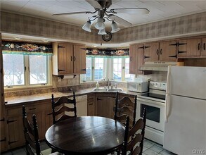 2709 King Rd in Paris, NY - Building Photo - Building Photo