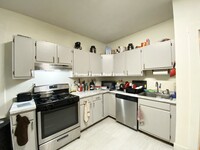 168 Hillside St, Unit 1 in Boston, MA - Building Photo - Building Photo