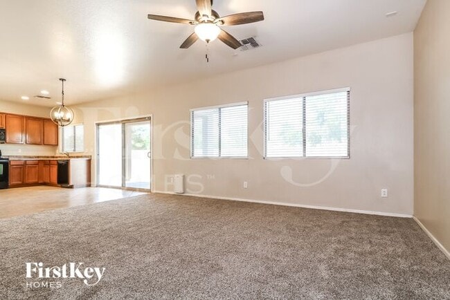 14524 W Evans Dr in Surprise, AZ - Foto de edificio - Building Photo