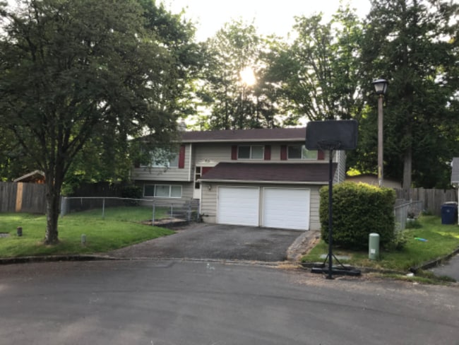 property at 13129 NE 129th Ct