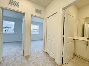 243 NW 11th Ct in Florida City, FL - Building Photo - Building Photo