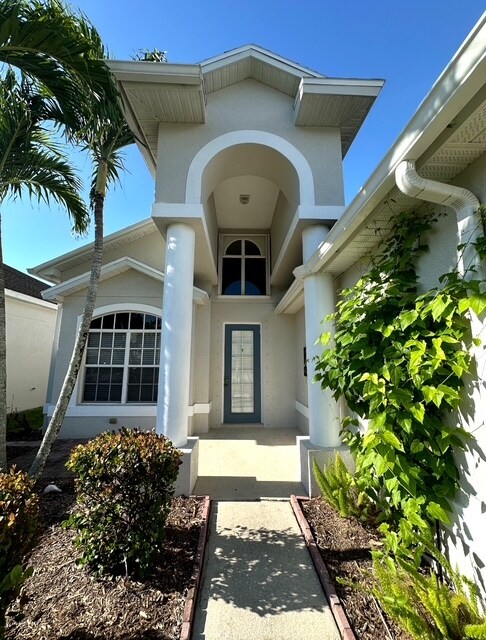 9932 Alabama St in Bonita Springs, FL - Building Photo