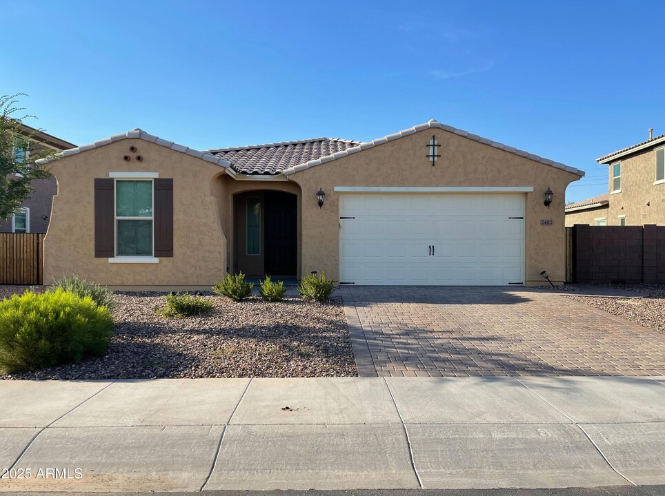 2482 E Augusta Ave in Gilbert, AZ - Building Photo