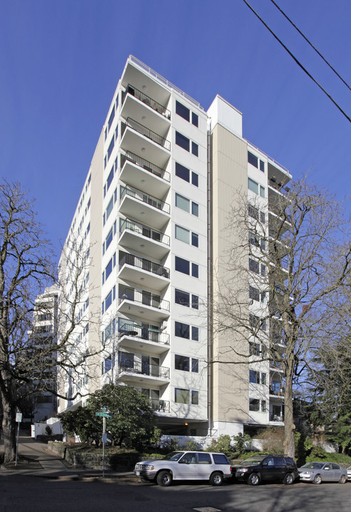 Kings Hill in Portland, OR - Building Photo