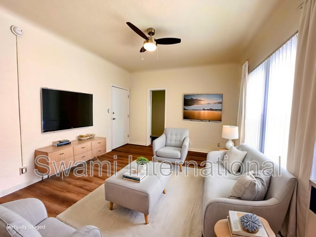 property at 521 N Avalon Blvd