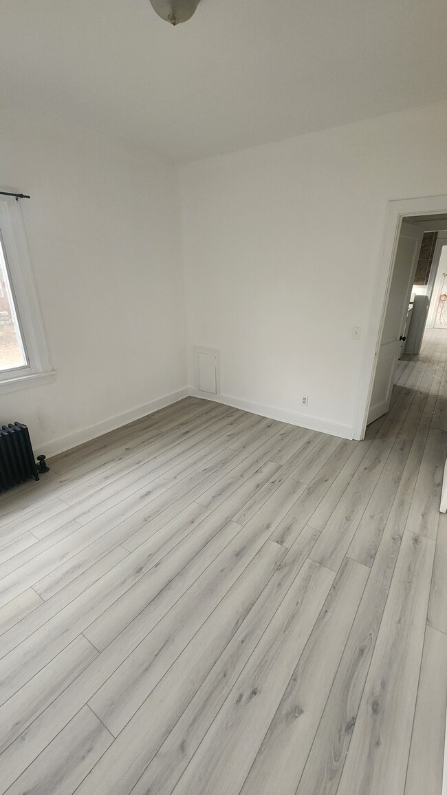 635 Main St, Unit 2 in Dunkirk, NY - Building Photo - Building Photo