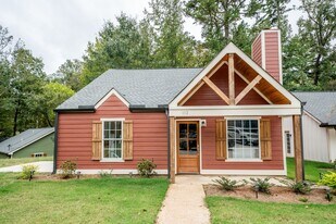 112 CR 102 in Oxford, MS - Building Photo