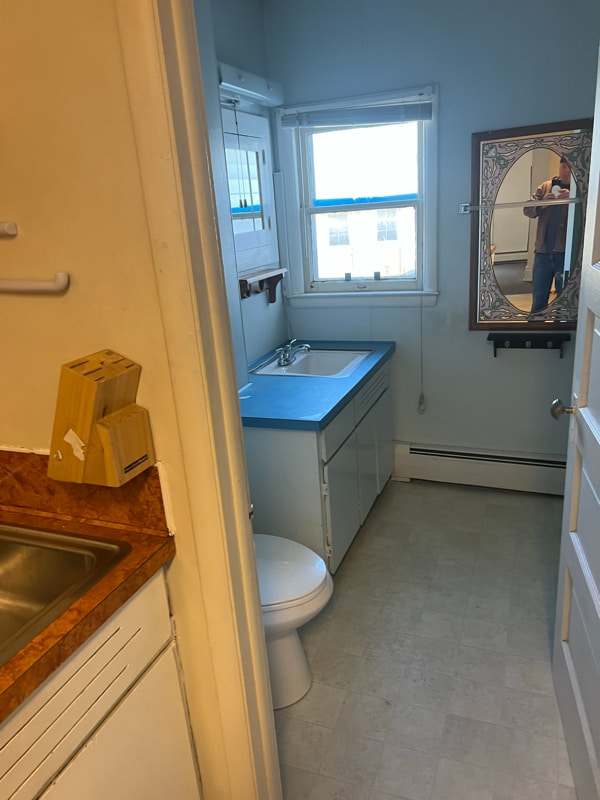 124 Spruce St, Unit C in Cadillac, MI - Foto de edificio - Building Photo