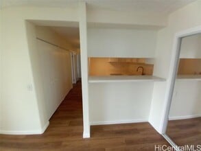 430 Keoniana St in Honolulu, HI - Building Photo - Building Photo