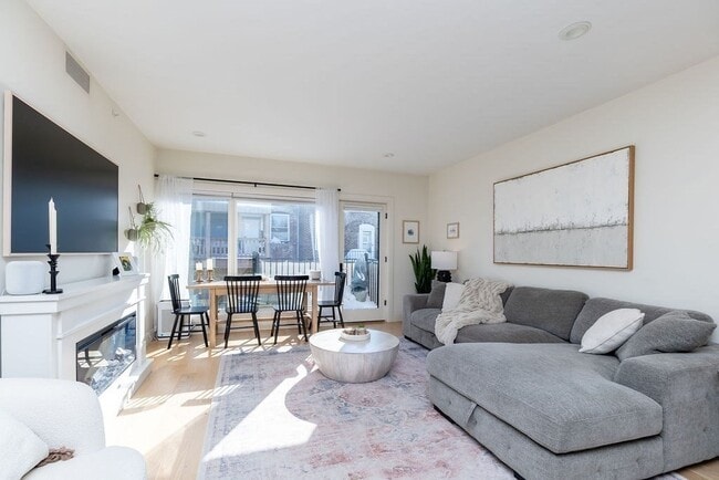 69 Lubec St in Boston, MA - Building Photo - Building Photo