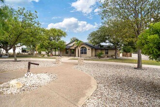 97 Skyview W in Del Rio, TX - Building Photo - Building Photo