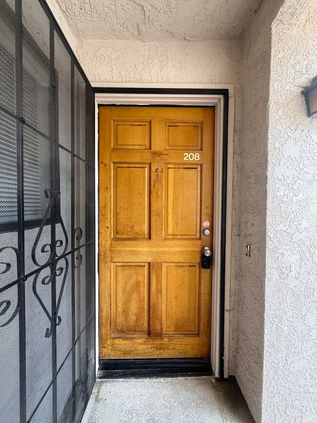 3420 Santa Maria Way in Santa Maria, CA - Building Photo - Building Photo