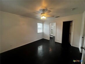 41340 FM3159 in Canyon Lake, TX - Building Photo - Building Photo