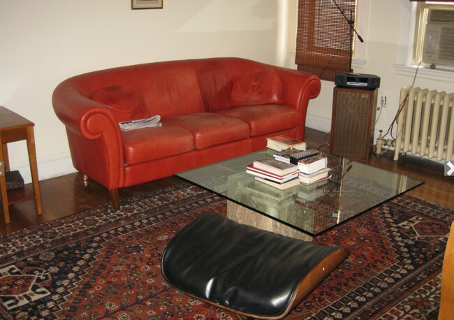 property at 52 Garden St