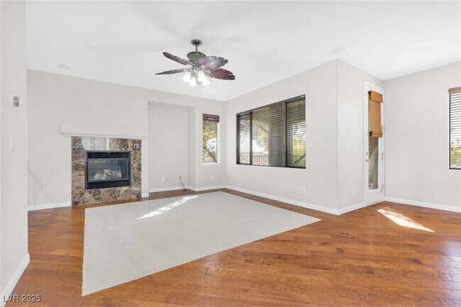 11837 Luna Del Mar Ln in Las Vegas, NV - Building Photo - Building Photo