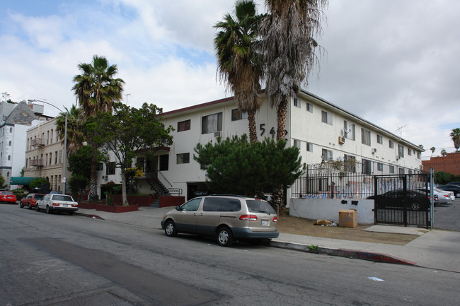 542 S Hobart Blvd in Los Angeles, CA - Foto de edificio - Building Photo