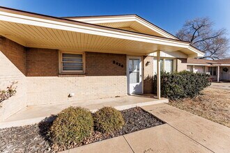 5426 25th St in Lubbock, TX - Building Photo - Building Photo
