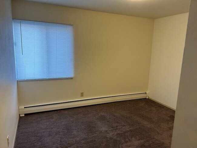 1401 S Driscoll St in Appleton, WI - Building Photo - Building Photo