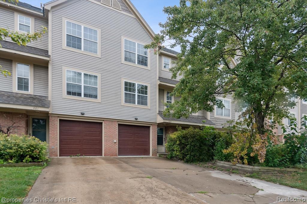 483 W Lincoln Ave in Madison Heights, MI - Building Photo