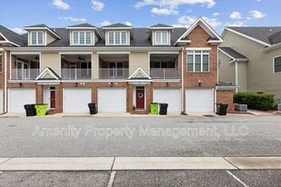 103 Carrington Ln in Yorktown, VA - Building Photo