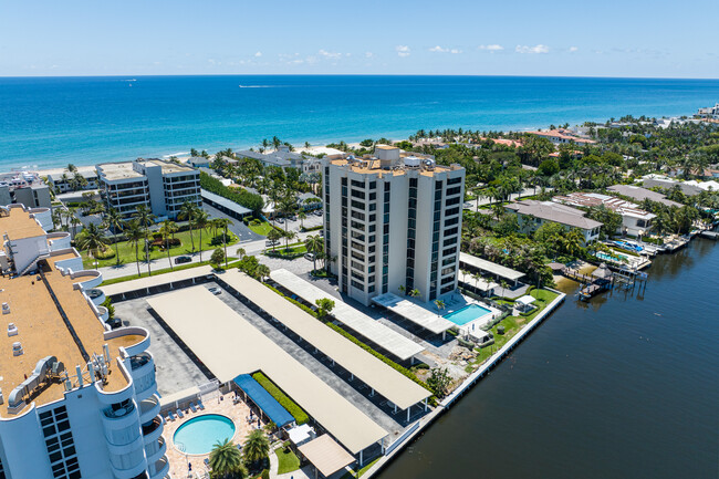 COURT OF DELRAY in Delray Beach, FL - Building Photo - Building Photo