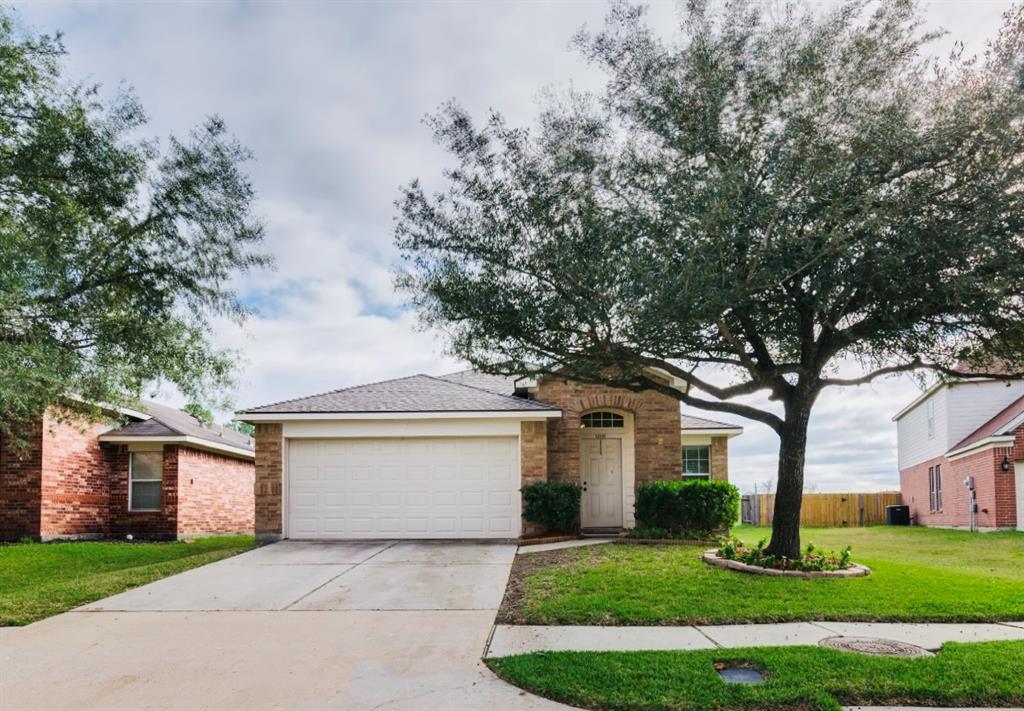 12110 English Brook Cir in Humble, TX - Building Photo