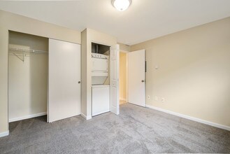 Northgate 11 in Seattle, WA - Foto de edificio - Building Photo