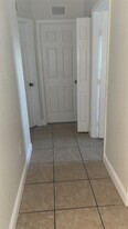 2903 SE 17th Ave, Unit 211 in Homestead, FL - Building Photo