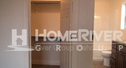 3566 Red Cliff Blvd in Idaho Falls, ID - Building Photo - Building Photo