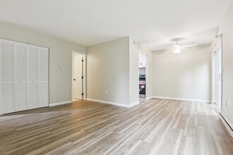10 Wauwinet Ct in Guilford, CT - Building Photo - Building Photo