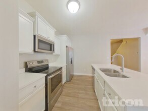 9637 Hanberry Blvd in Charlotte, NC - Foto de edificio - Building Photo