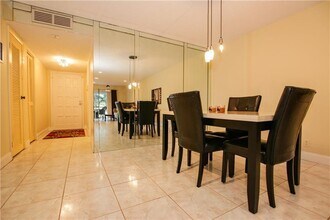 6200 S Falls Cir Dr in Lauderhill, FL - Building Photo - Building Photo