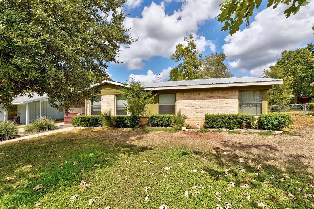 4702 Philco Dr in Austin, TX - Building Photo