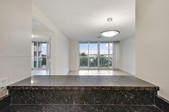 1500 Bay Rd, Unit G-0602 in Miami Beach, FL - Building Photo - Building Photo