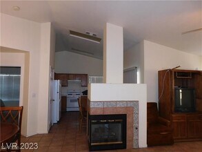700 Pine Field Ln in Henderson, NV - Building Photo - Building Photo