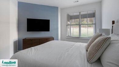 2800 Milan Ct, Unit 113 in Birmingham, AL - Building Photo - Building Photo