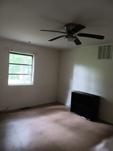 2700 Jefferson Dr in Greenville, NC - Building Photo - Building Photo