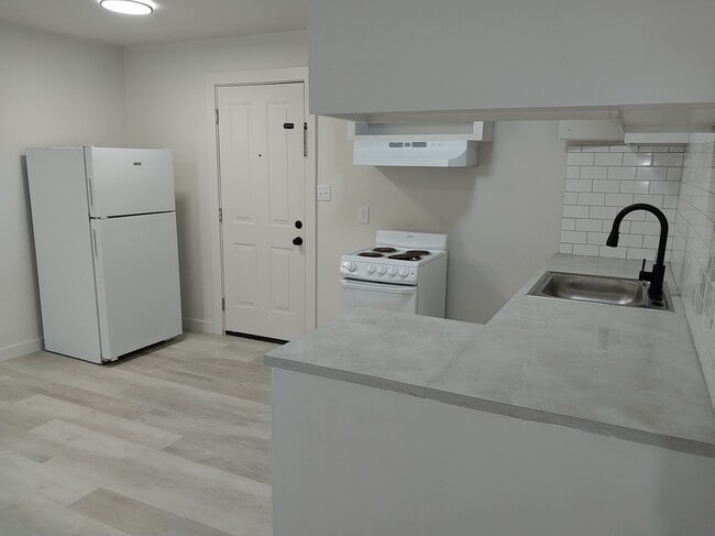 626 W King Ave, Unit A
