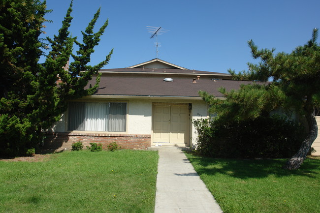 873 West Branham Lane in San Jose, CA - Building Photo - Building Photo