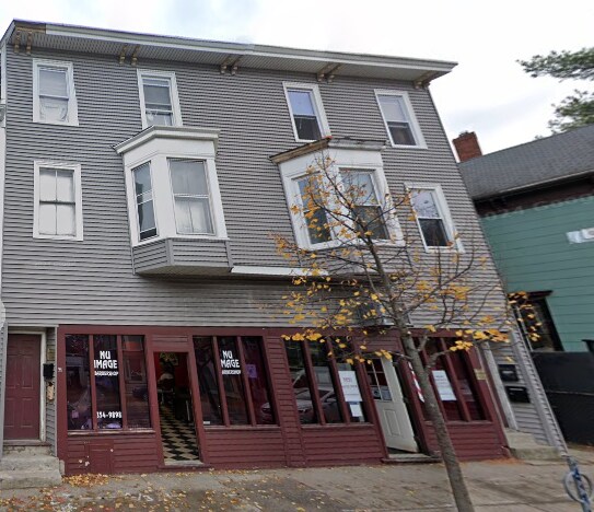 94 River St, Unit 2 in Cambridge, MA - Foto de edificio - Building Photo