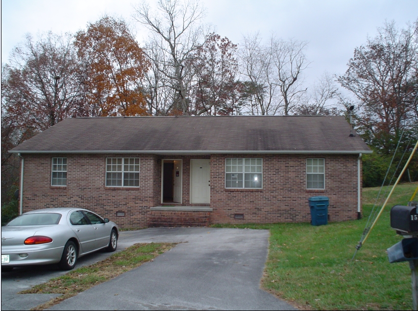 101 Town Loop in Crossville, TN - Foto de edificio