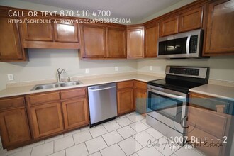 1007 Belt St in Jonesboro, AR - Foto de edificio - Building Photo
