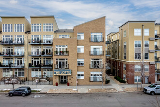 Lofts at Belmar Square in Lakewood, CO - Building Photo - Building Photo