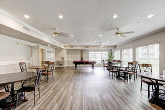 Pepper Tree Manor in Houston, TX - Building Photo - Interior Photo