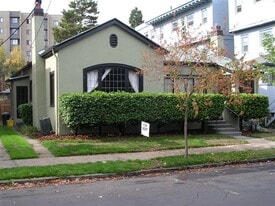 1823 Northeast 11th Avenue in Portland, OR - Building Photo