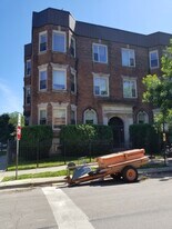 901 W Dakin St in Chicago, IL - Building Photo
