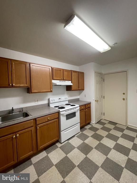 159 E Chestnut St in Bechtelsville, PA - Building Photo - Building Photo