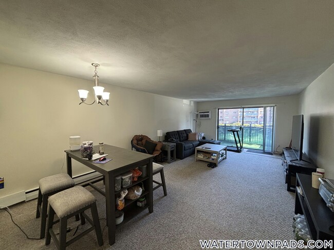 245 Main St, Unit 14