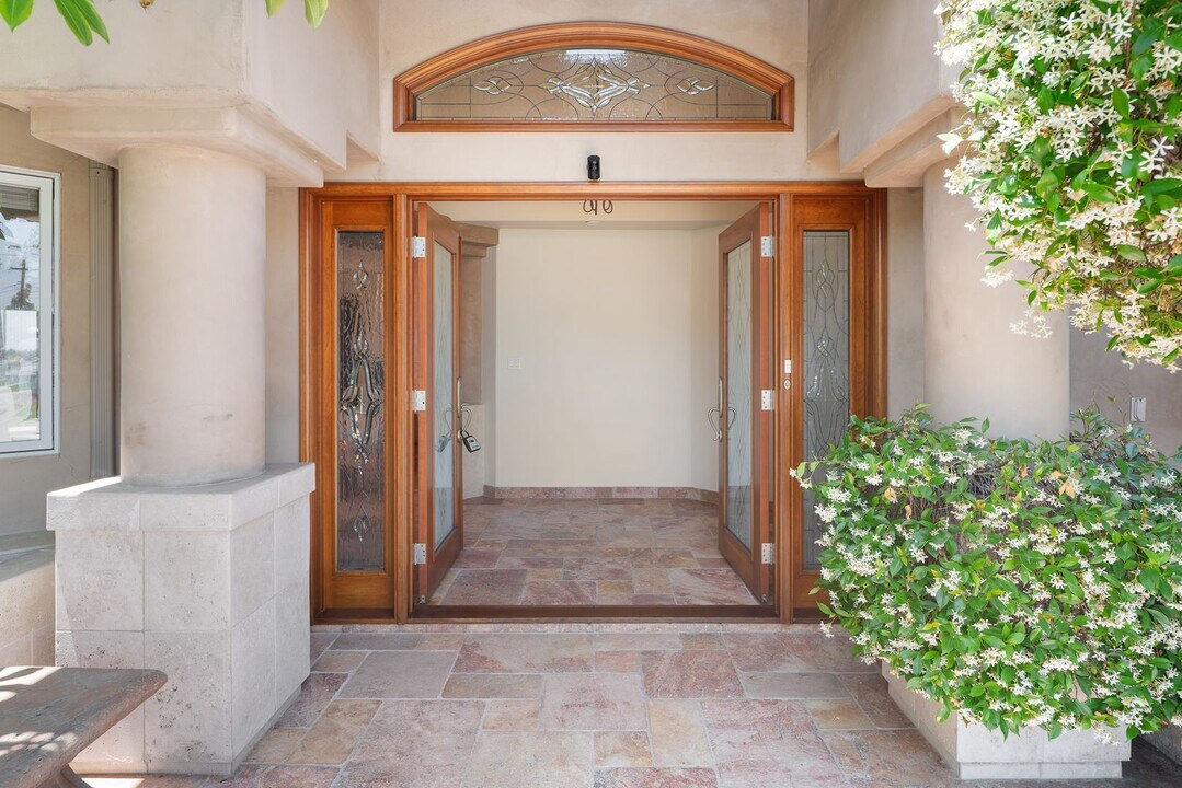 4902 Armin Way in San Diego, CA - Building Photo