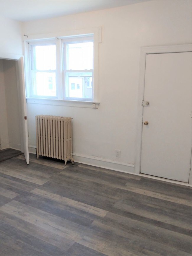 727 Kenmore Rd-Unit -3 in Philadelphia, PA - Building Photo - Building Photo